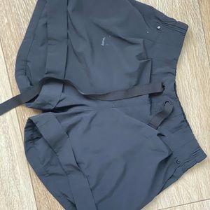 Lululemon pleated black shorts